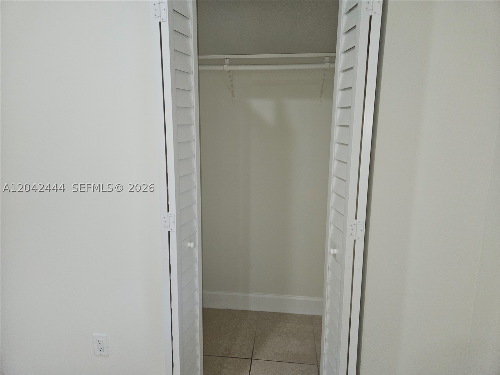 PATIO WEST ONE CONDO - Residential Lease