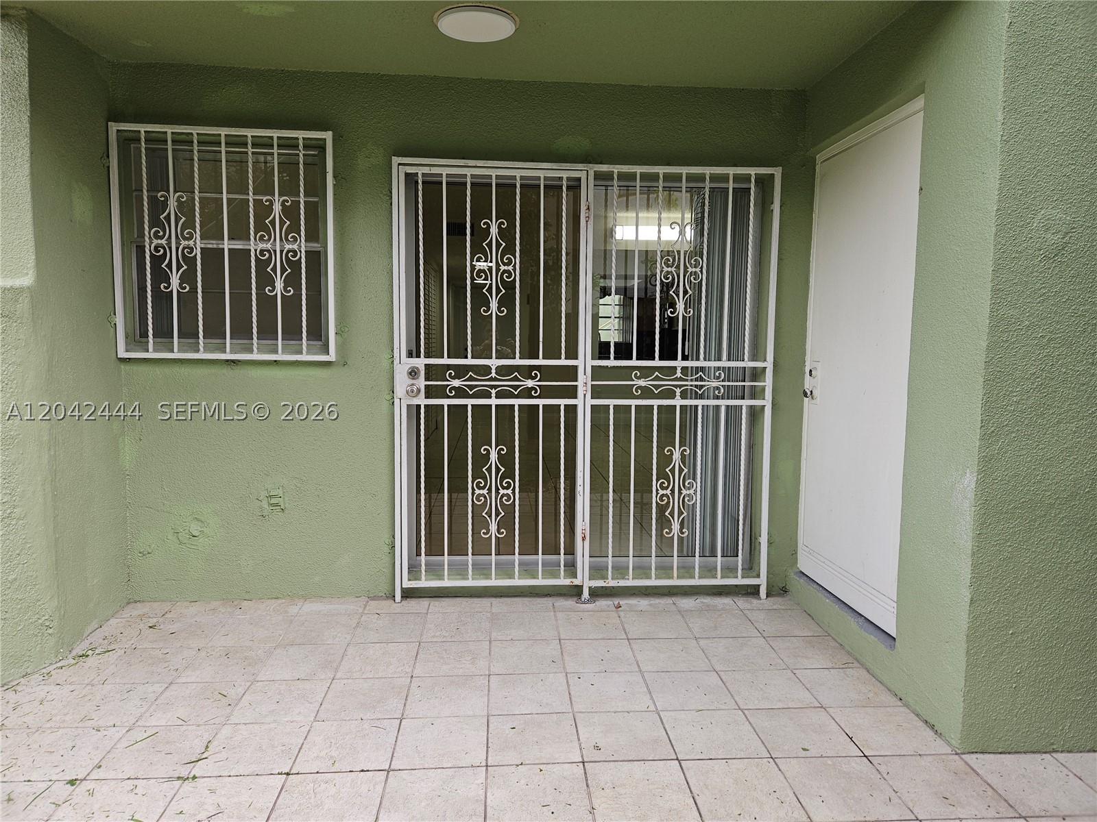 PATIO WEST ONE CONDO - Residential Lease