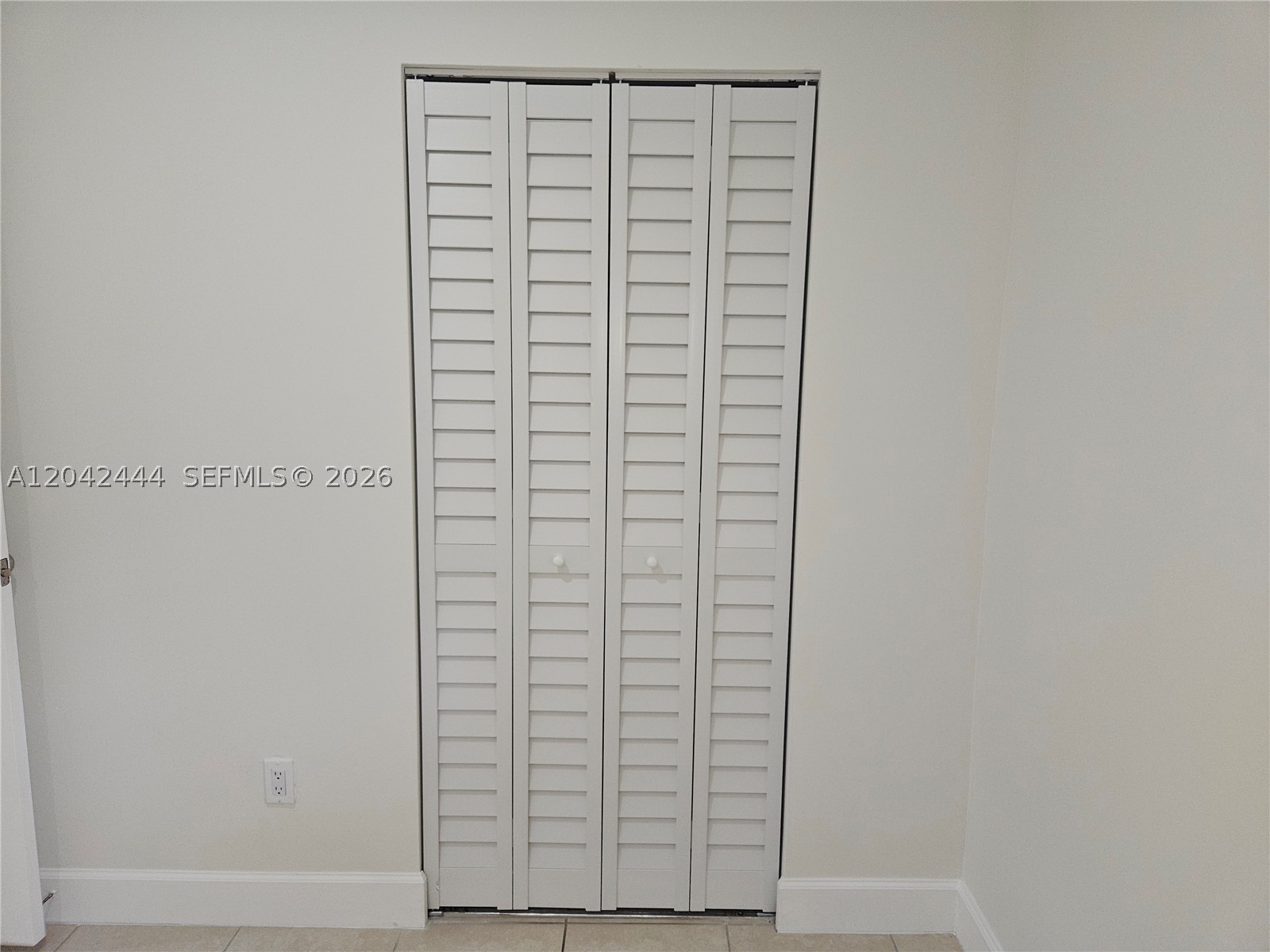 PATIO WEST ONE CONDO - Residential Lease