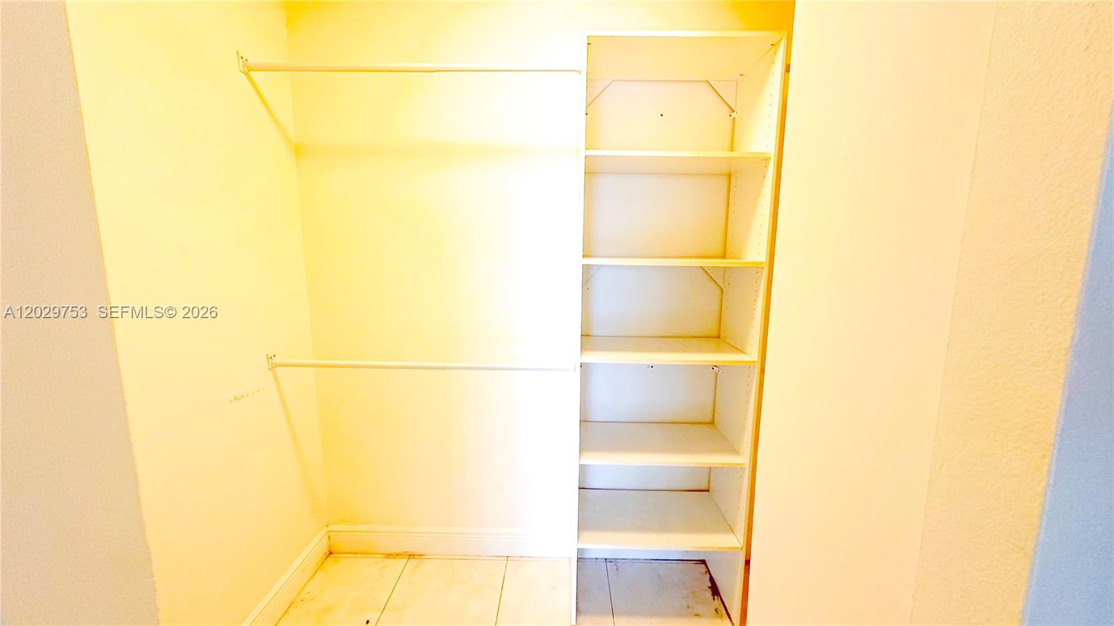 OCEANVIEW PARK CONDO - Residential