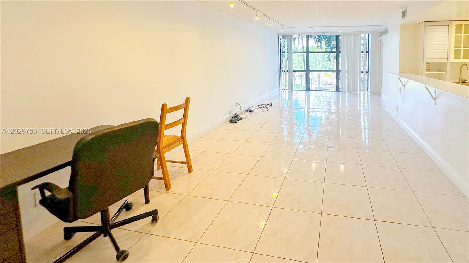 OCEANVIEW PARK CONDO - Residential