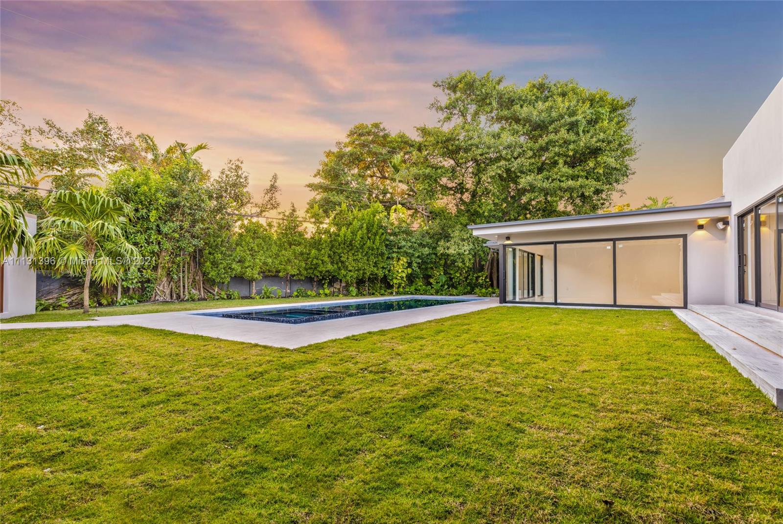 BAY HEIGHTS - Residential