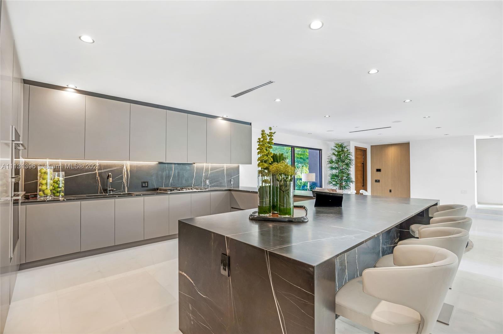 BAY HEIGHTS - Residential