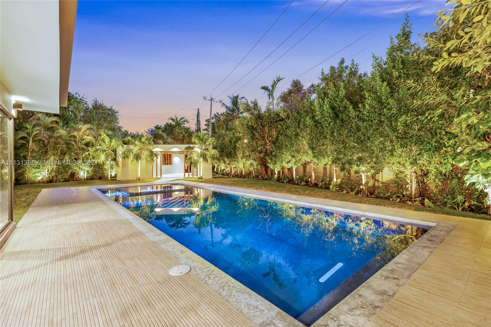 BAY HEIGHTS - Residential