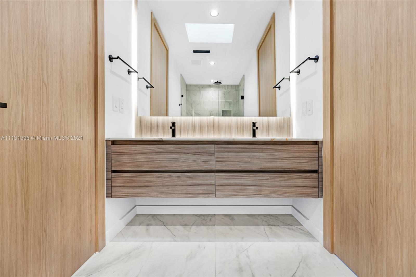 BAY HEIGHTS - Residential