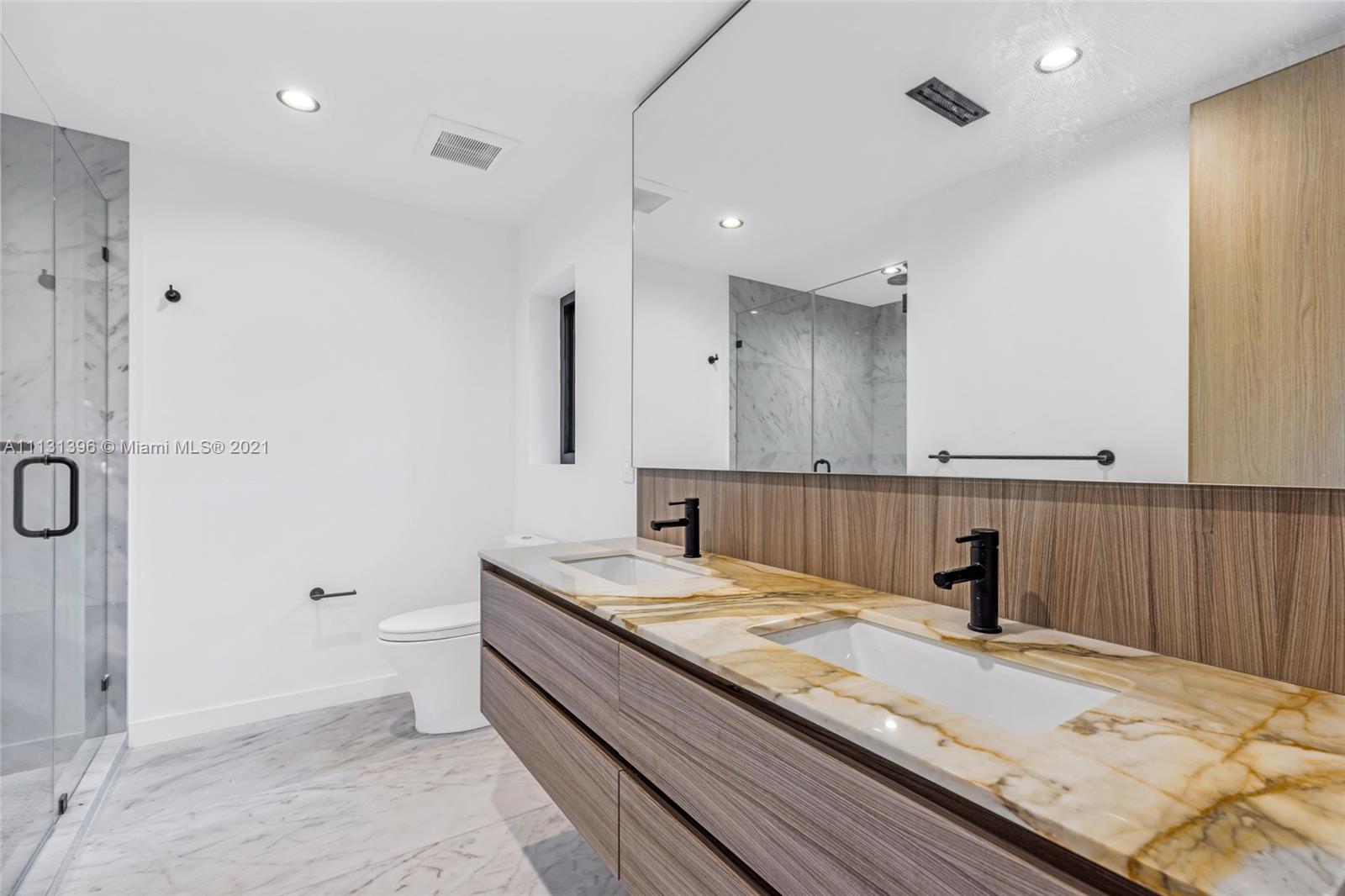 BAY HEIGHTS - Residential