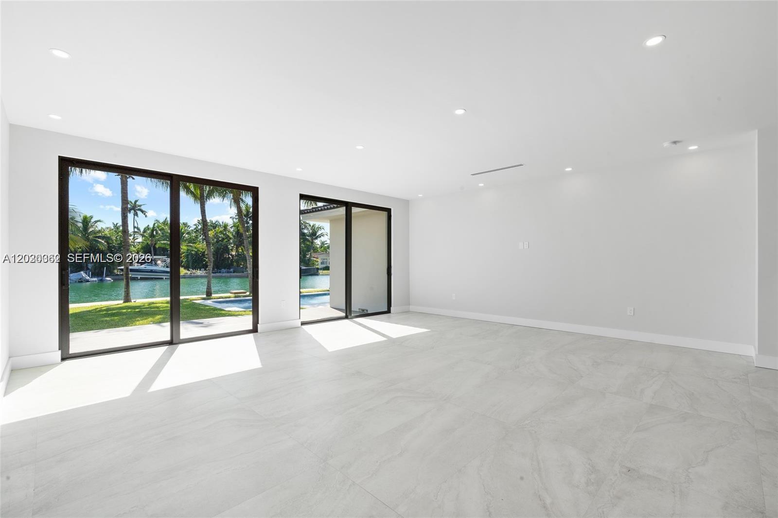 NORMANDY GOLF COURSE SUB - Residential Lease