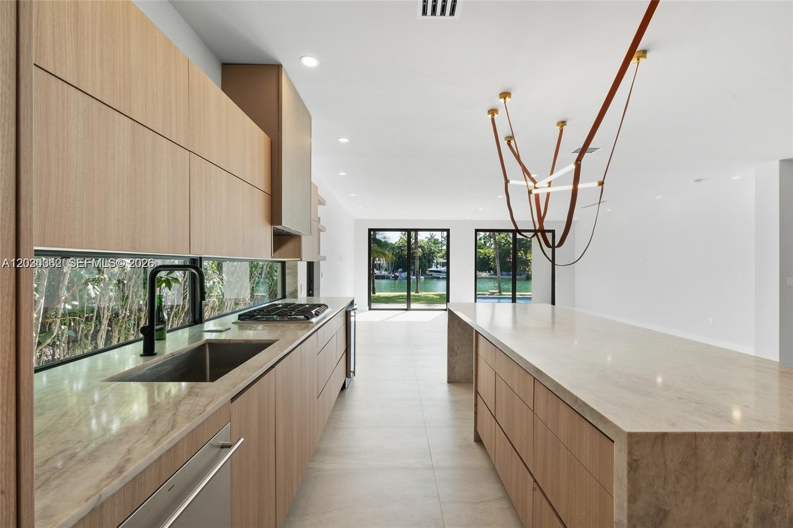 NORMANDY GOLF COURSE SUB - Residential Lease