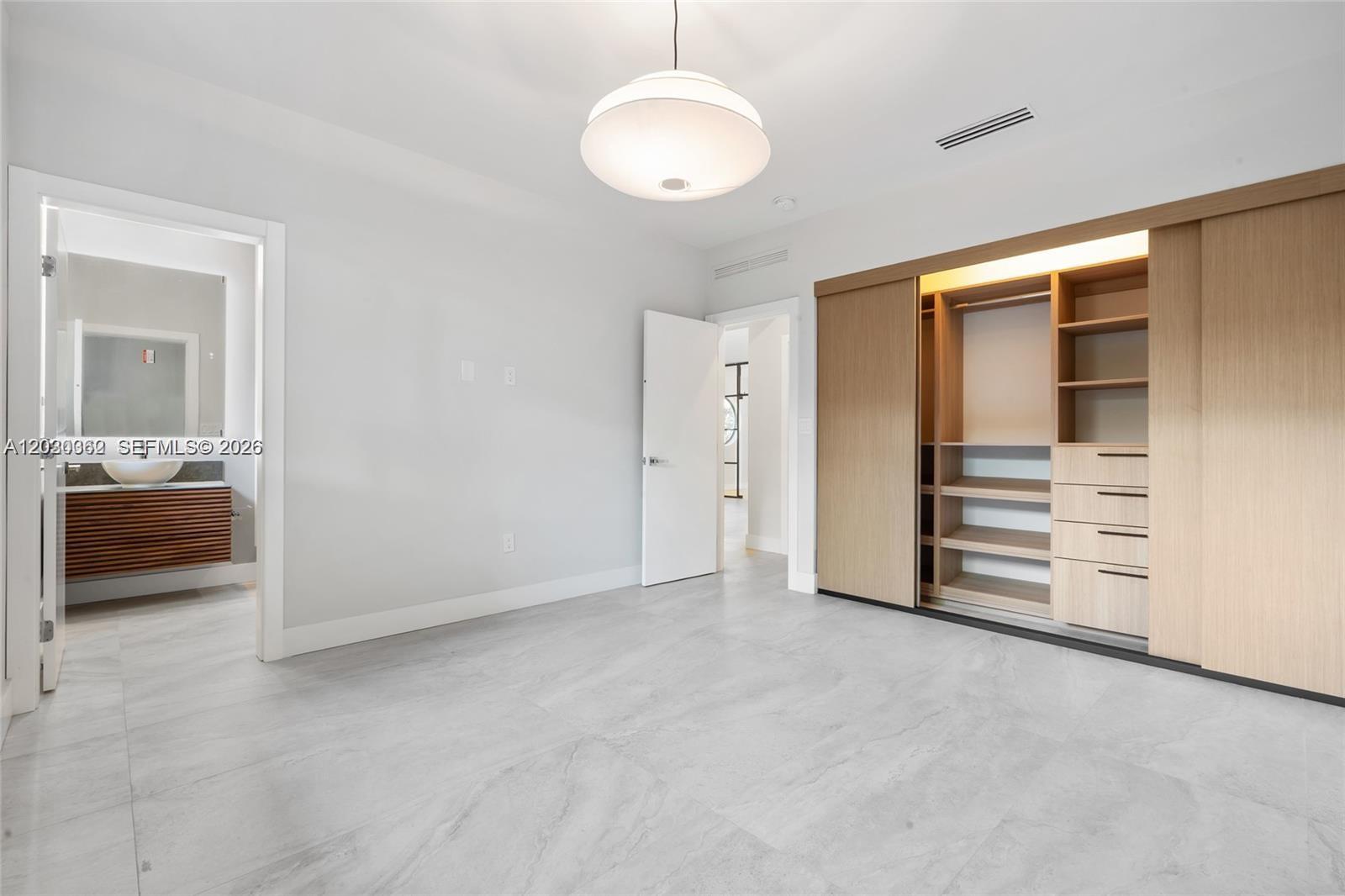 NORMANDY GOLF COURSE SUB - Residential Lease