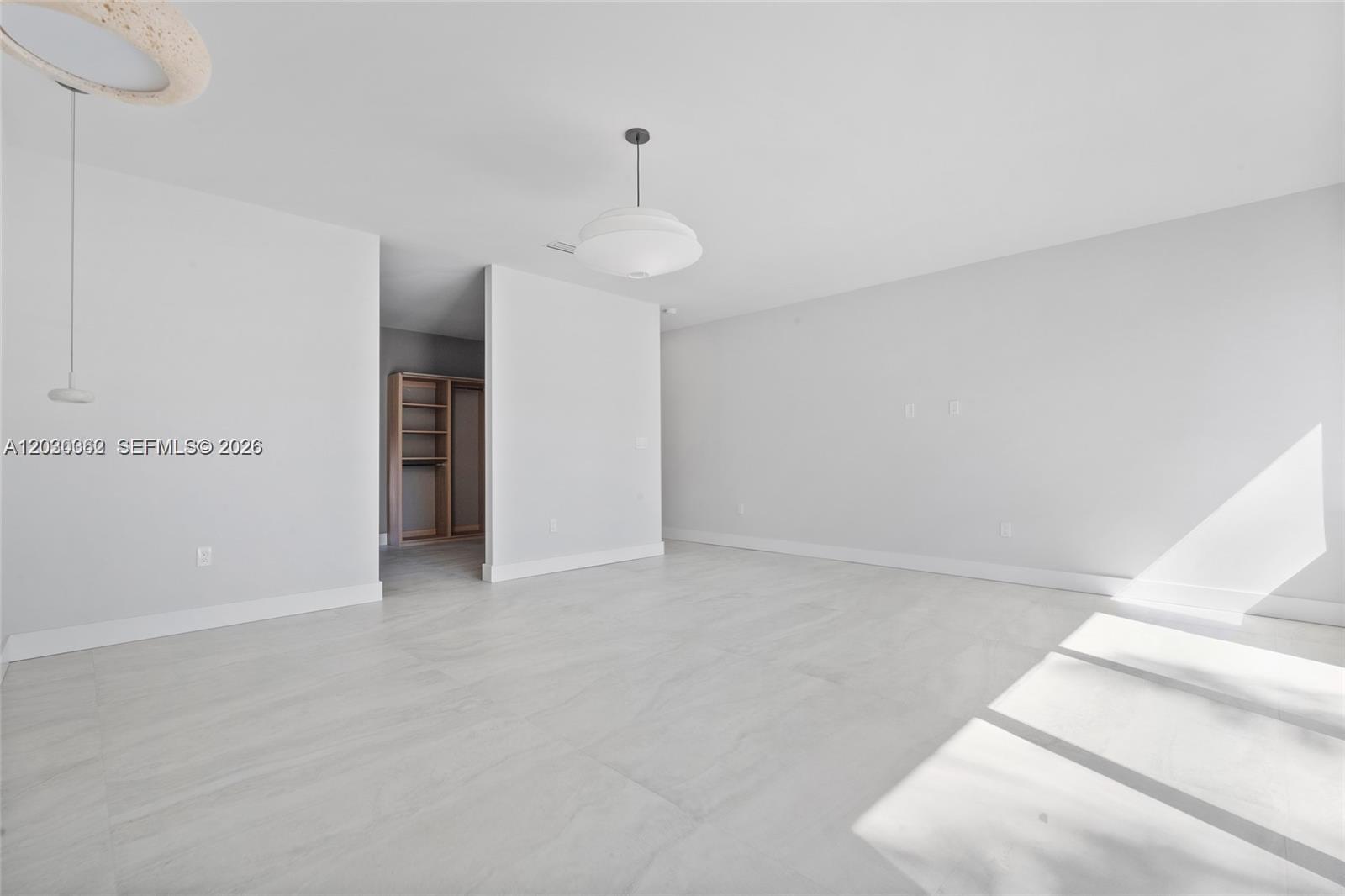 NORMANDY GOLF COURSE SUB - Residential Lease