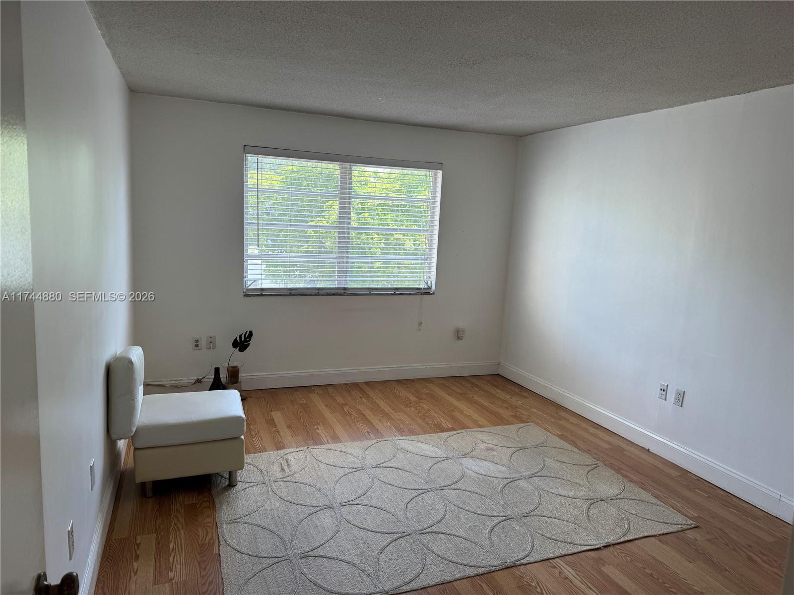 WINDWARD CONDO - Residential