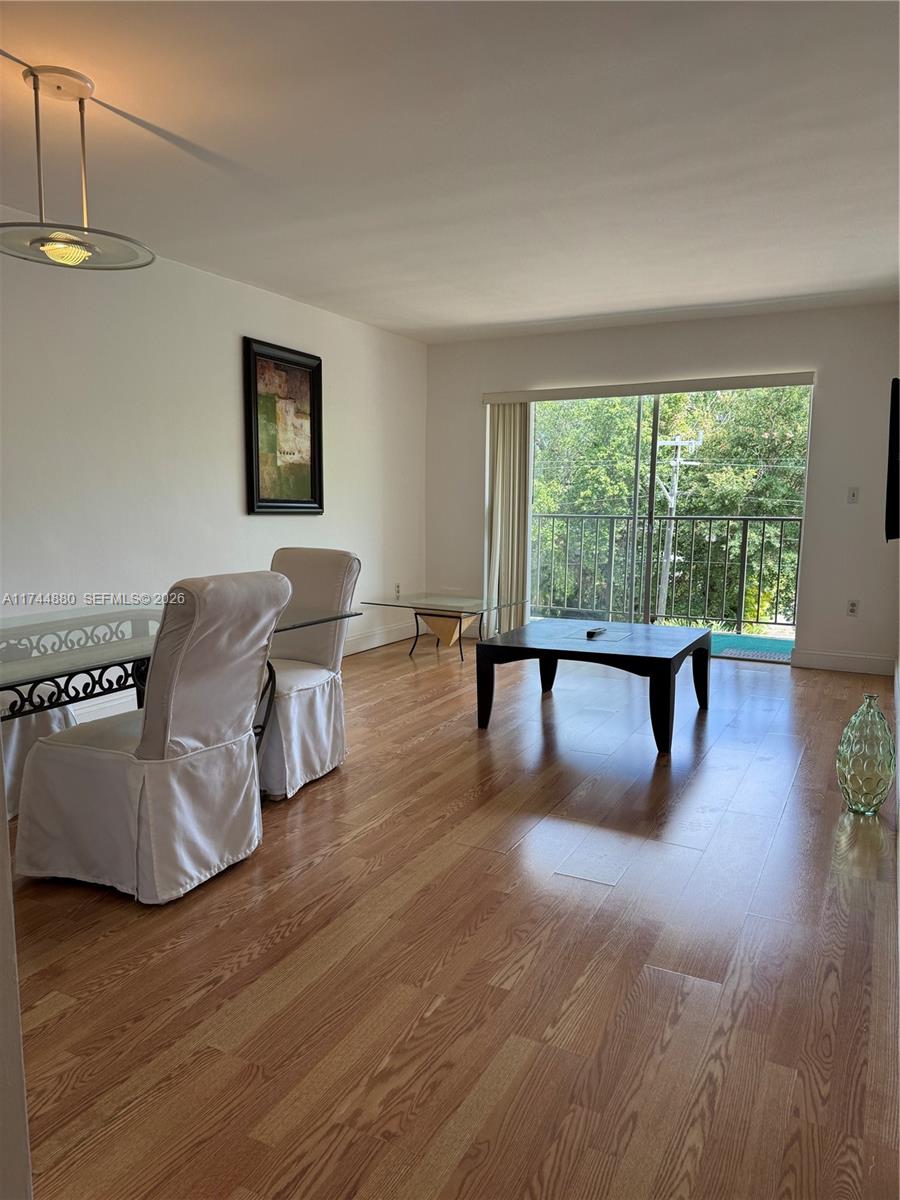 WINDWARD CONDO - Residential