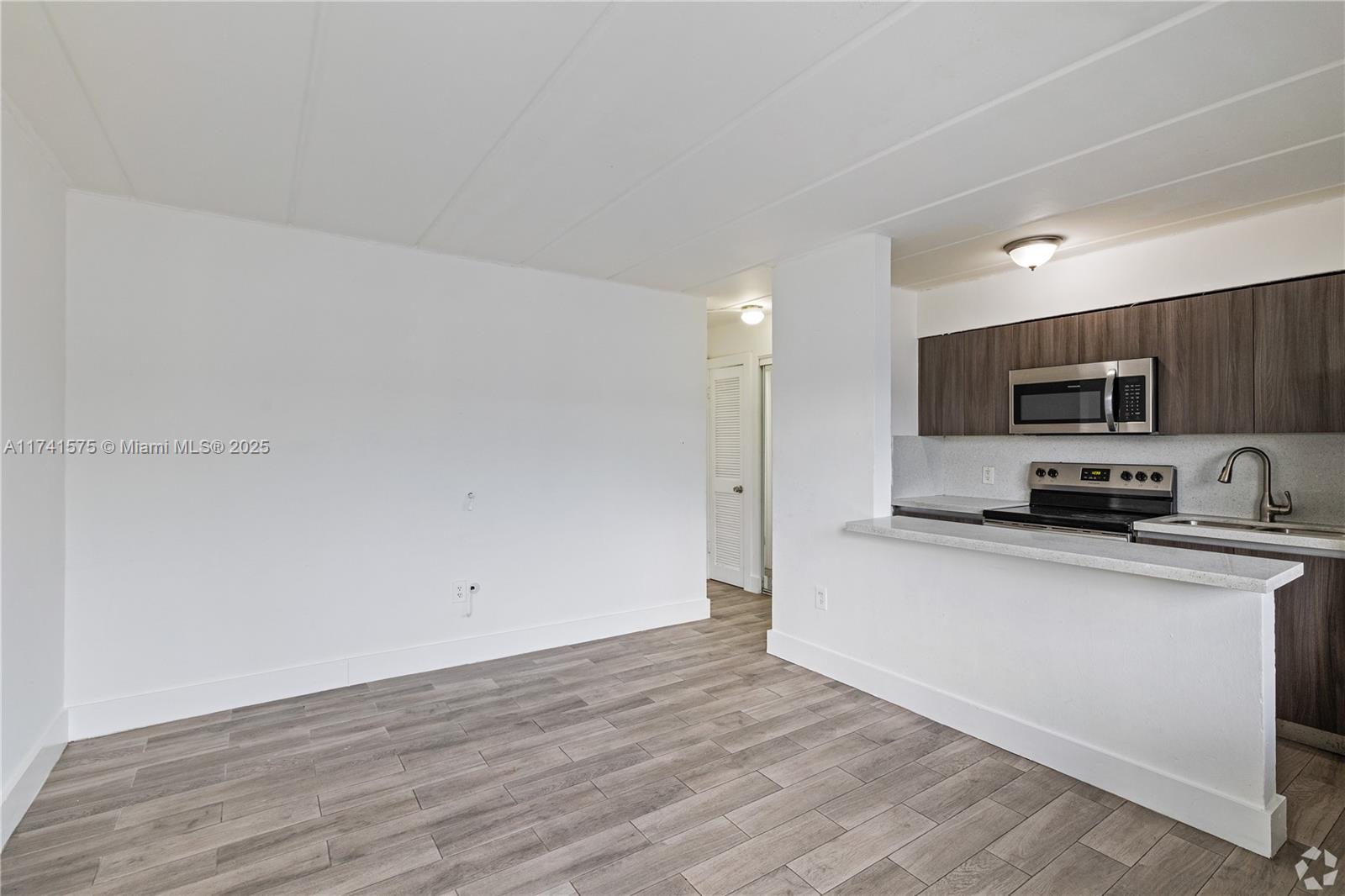 HOMECREST AMD PL - Residential Lease