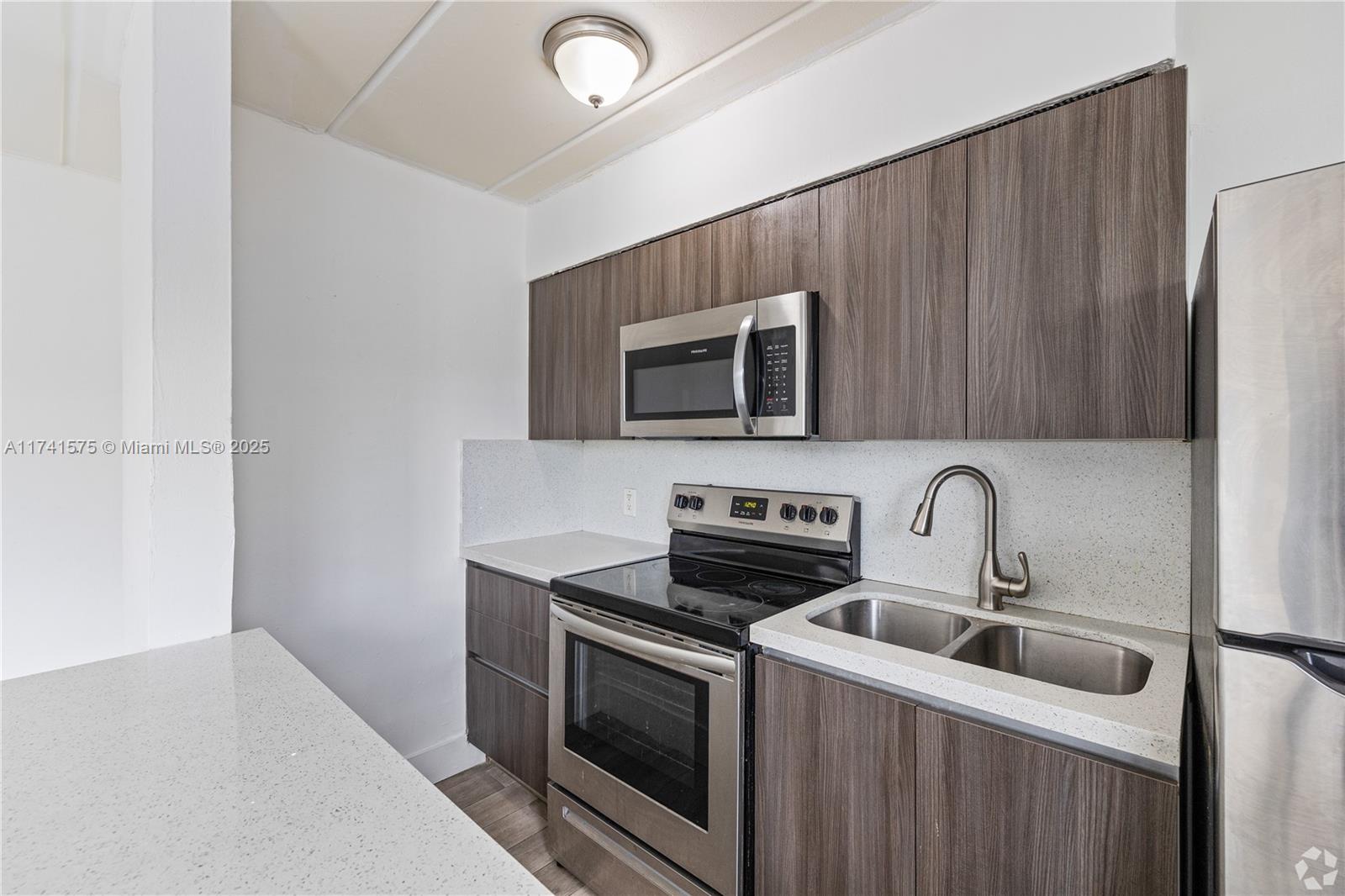 HOMECREST AMD PL - Residential Lease