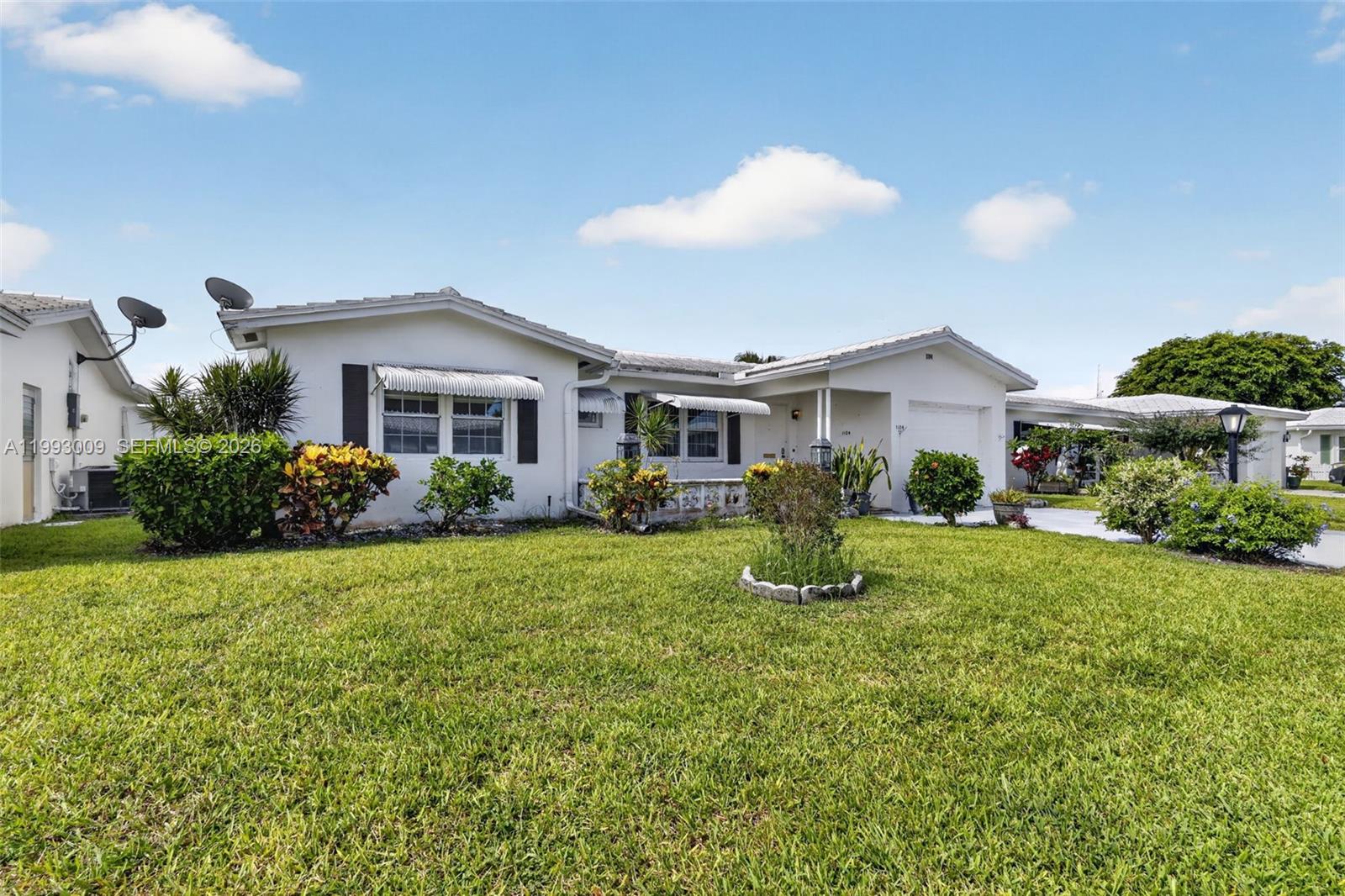 PALM BEACH LEISUREVILLE R - Residential