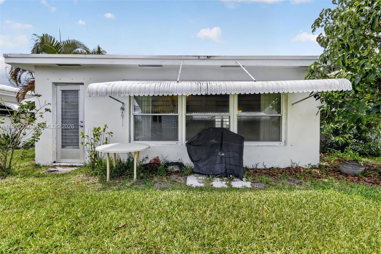 PALM BEACH LEISUREVILLE R - Residential