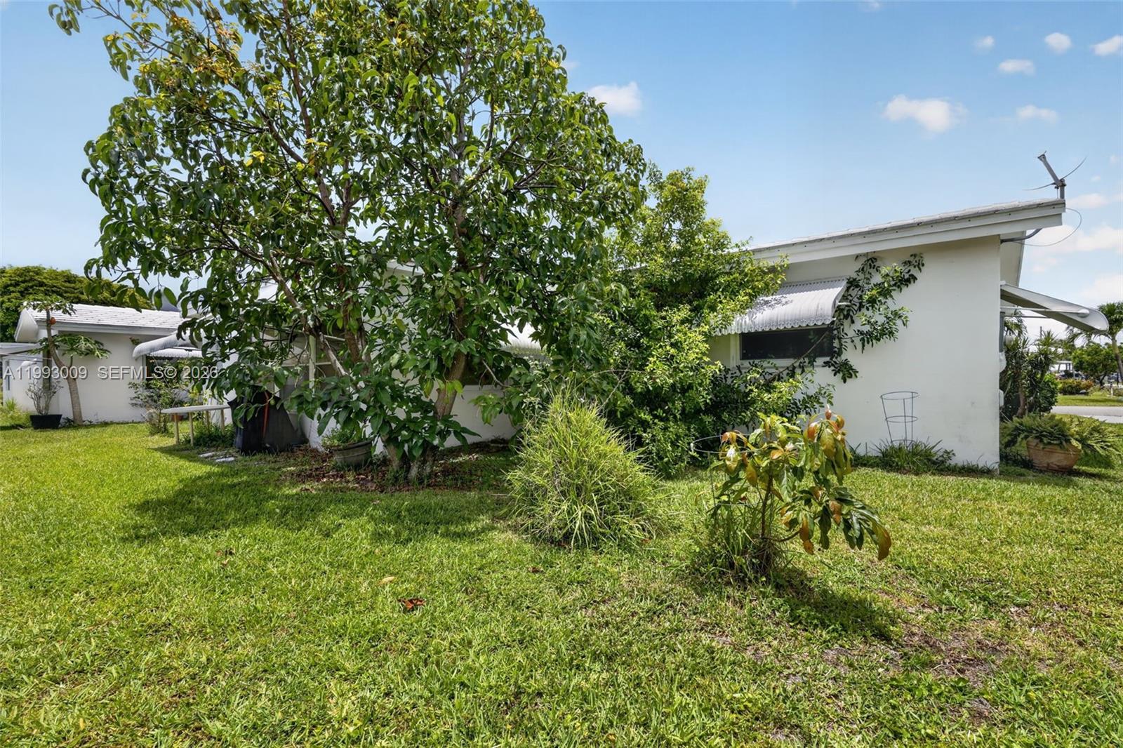 PALM BEACH LEISUREVILLE R - Residential