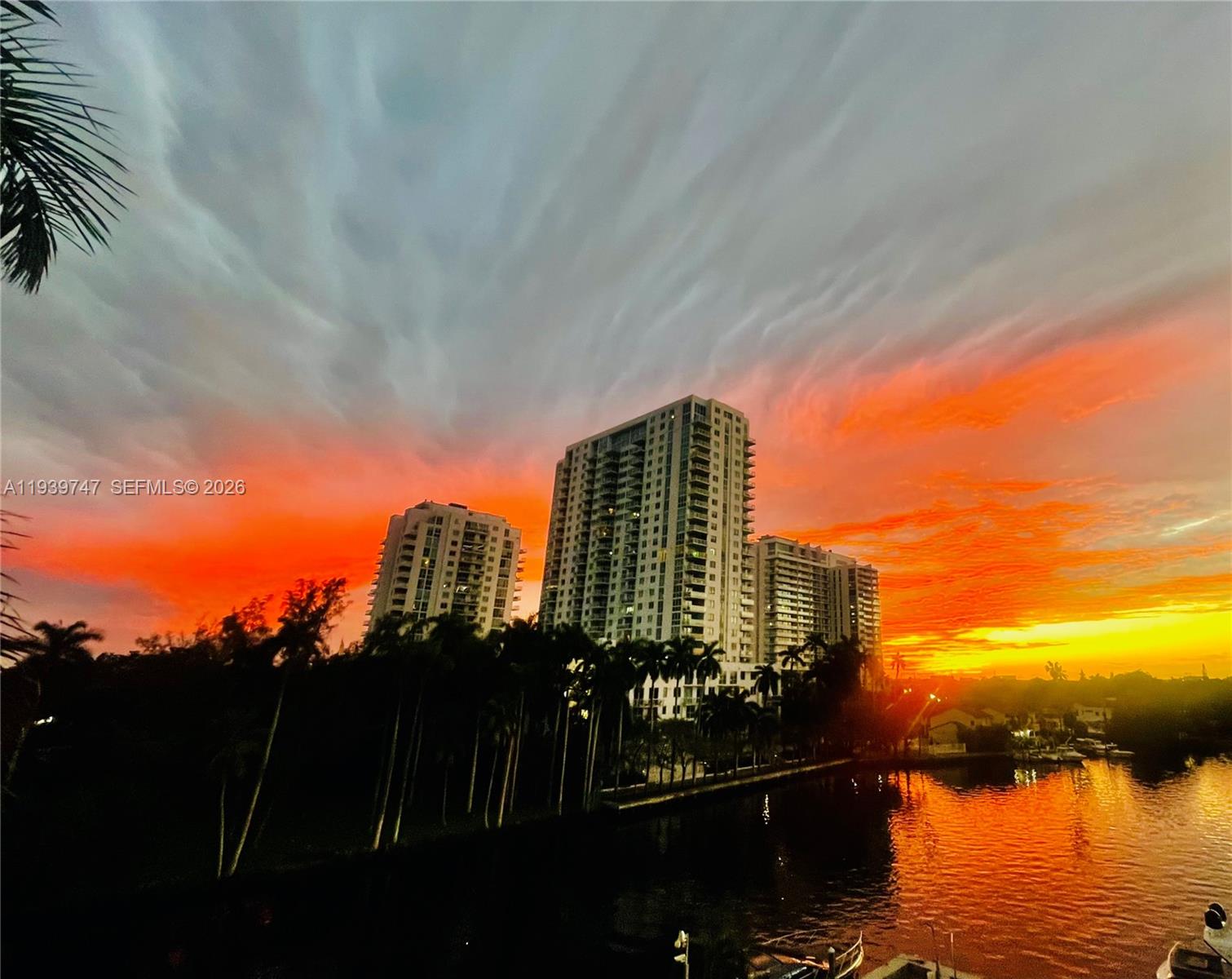 SERENITY ON THE RIVER CON - Residential