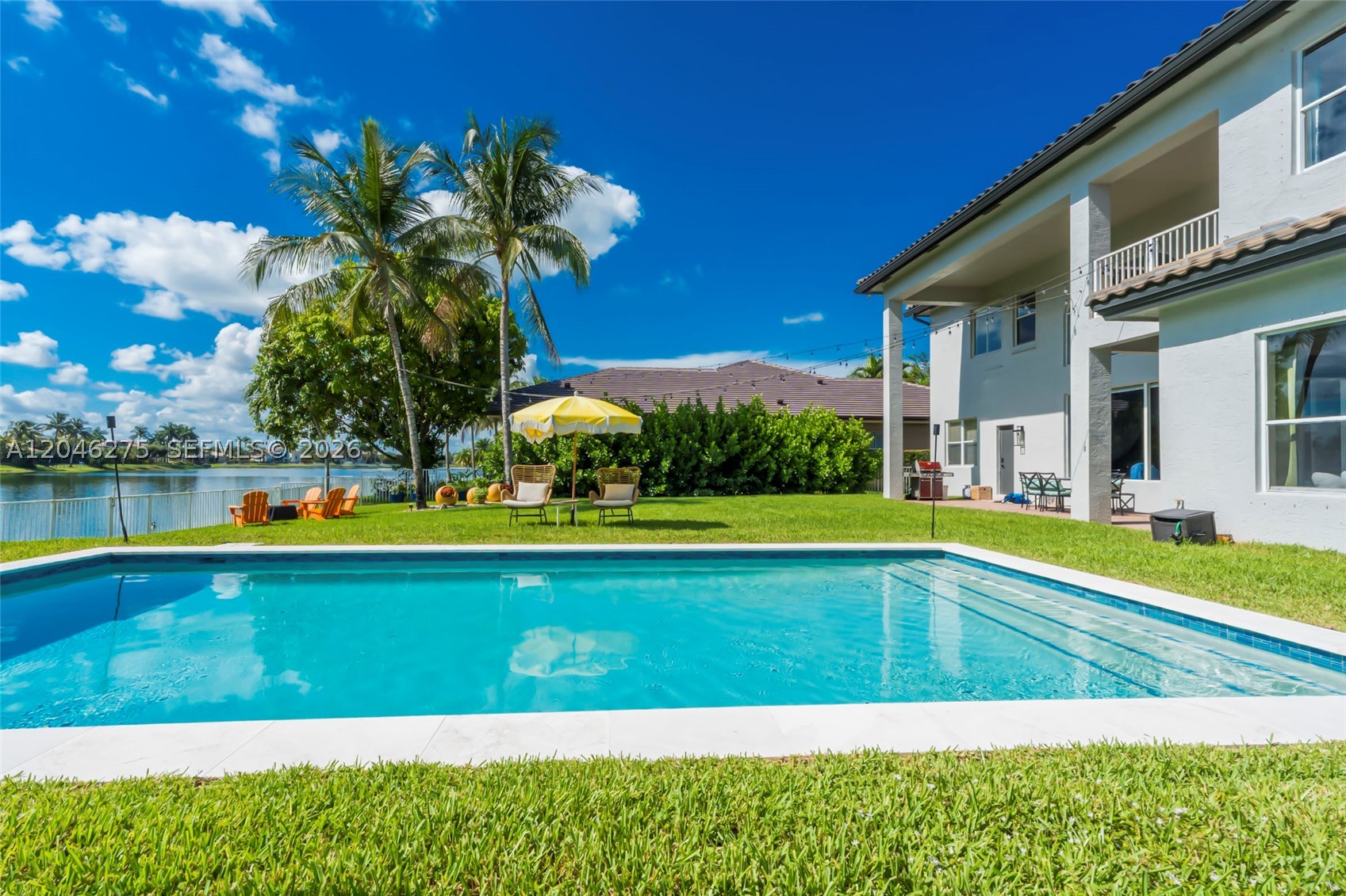 SUNSET LAKES PLAT TWO - Residential