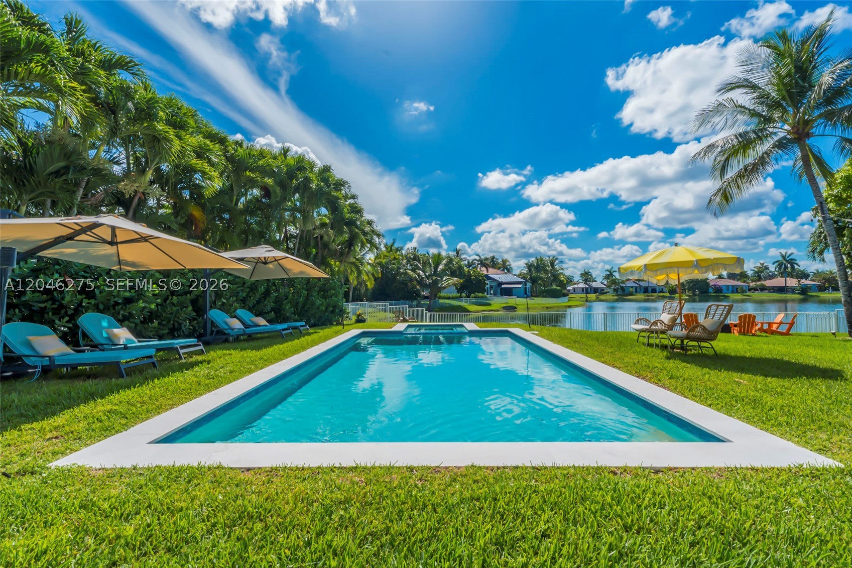 SUNSET LAKES PLAT TWO - Residential