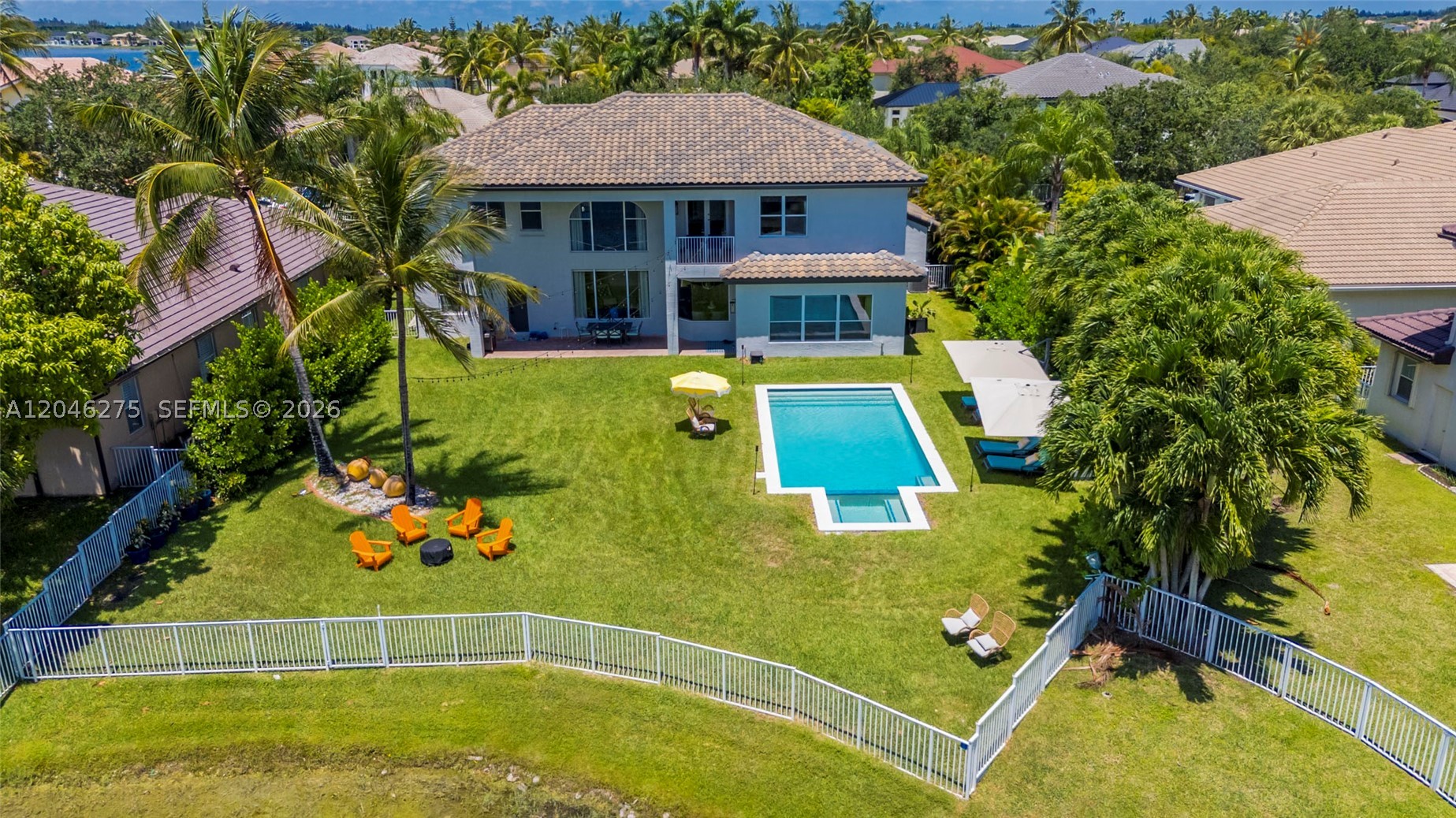 SUNSET LAKES PLAT TWO - Residential