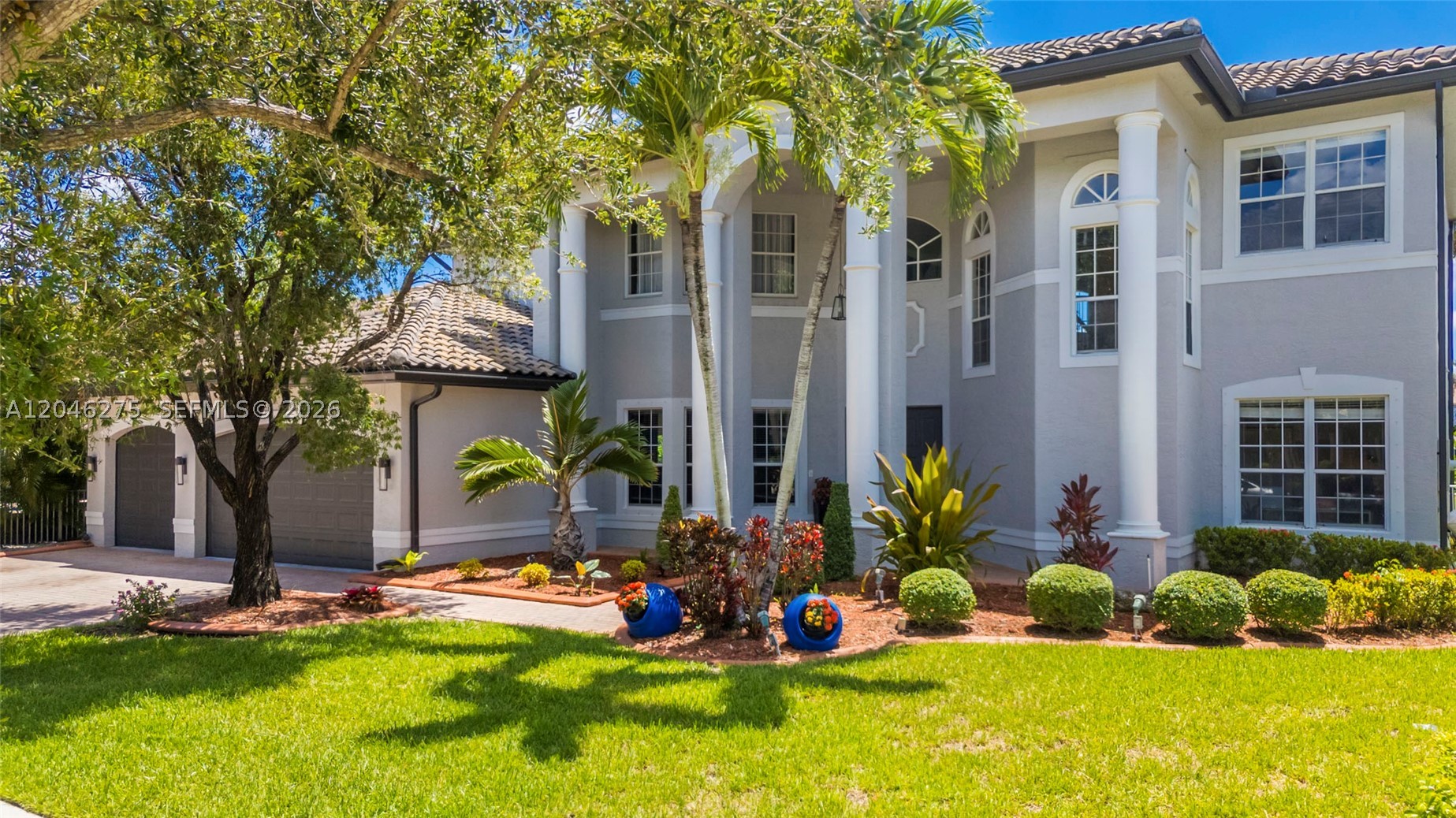 SUNSET LAKES PLAT TWO - Residential