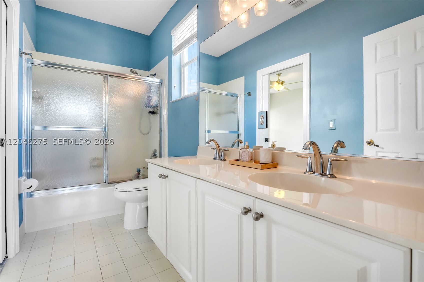 SUNSET LAKES PLAT TWO - Residential