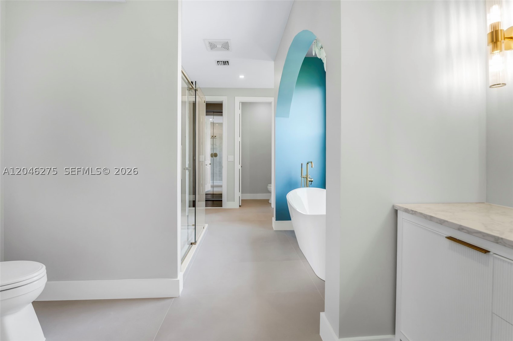 SUNSET LAKES PLAT TWO - Residential