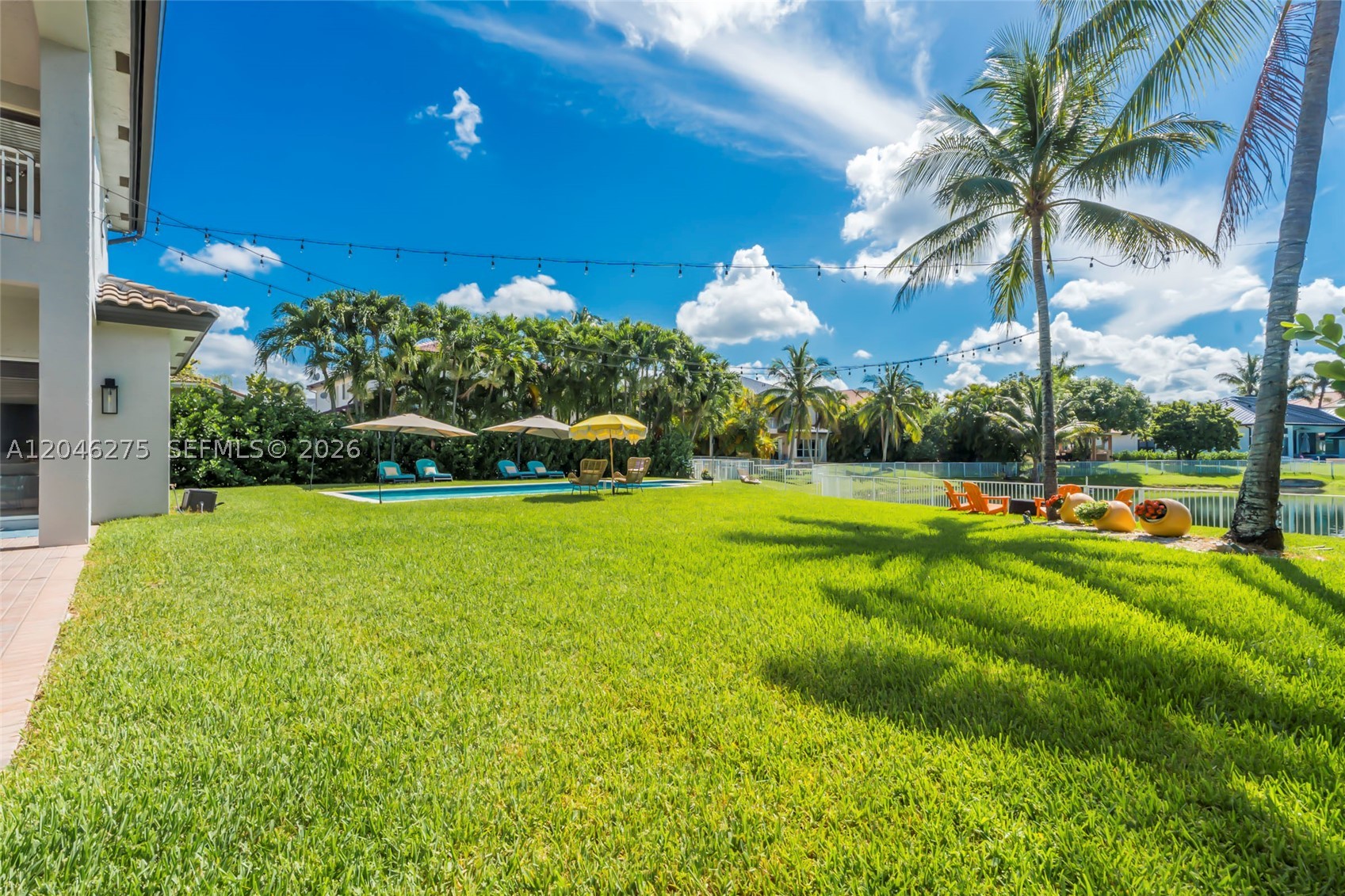 SUNSET LAKES PLAT TWO - Residential
