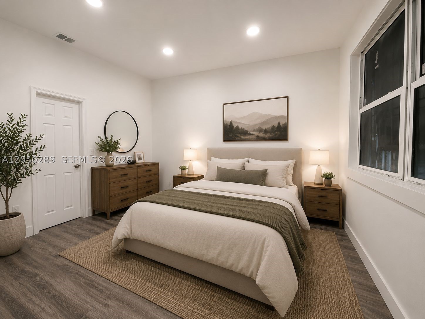 LAWRENCE ESTATE LAND CO - Residential Lease