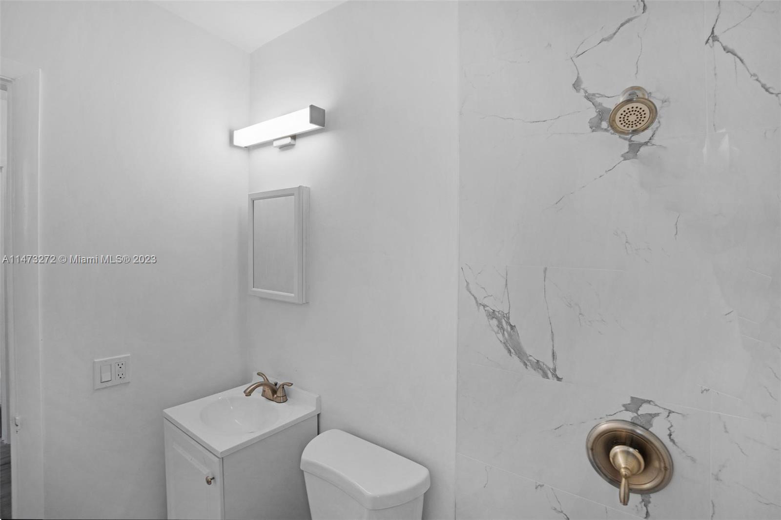 GRAPELAND - Residential Lease