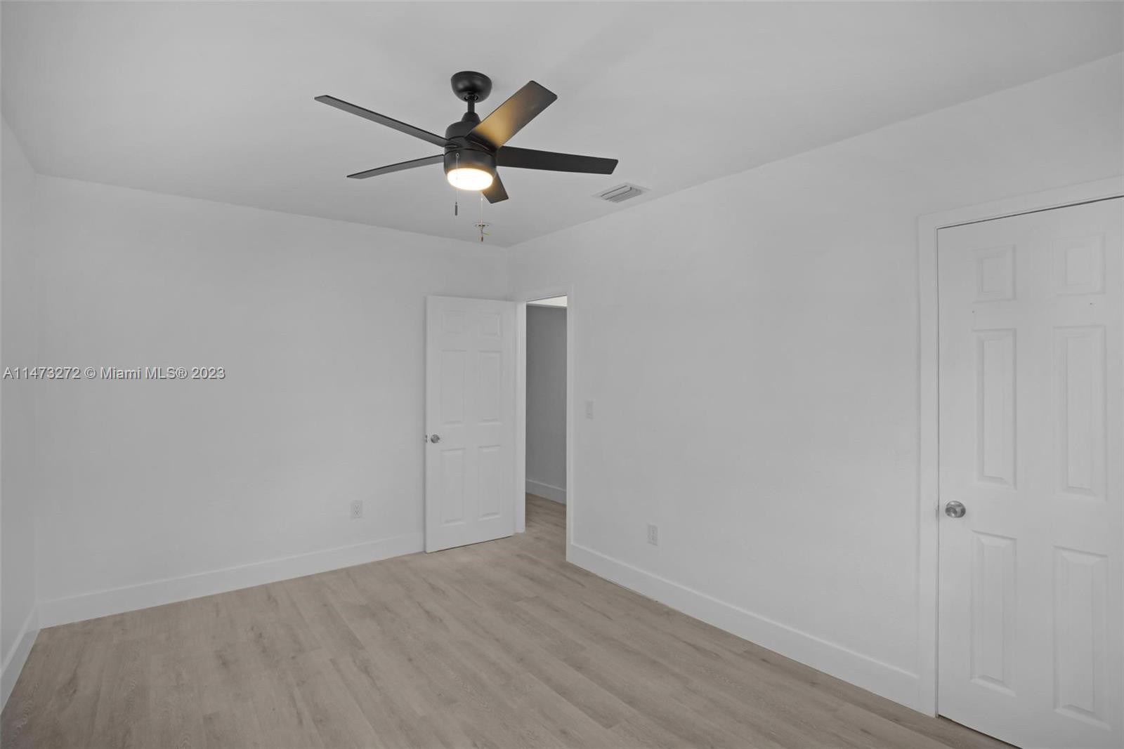 GRAPELAND - Residential Lease