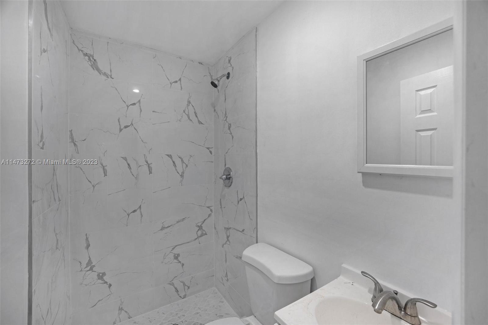 GRAPELAND - Residential Lease