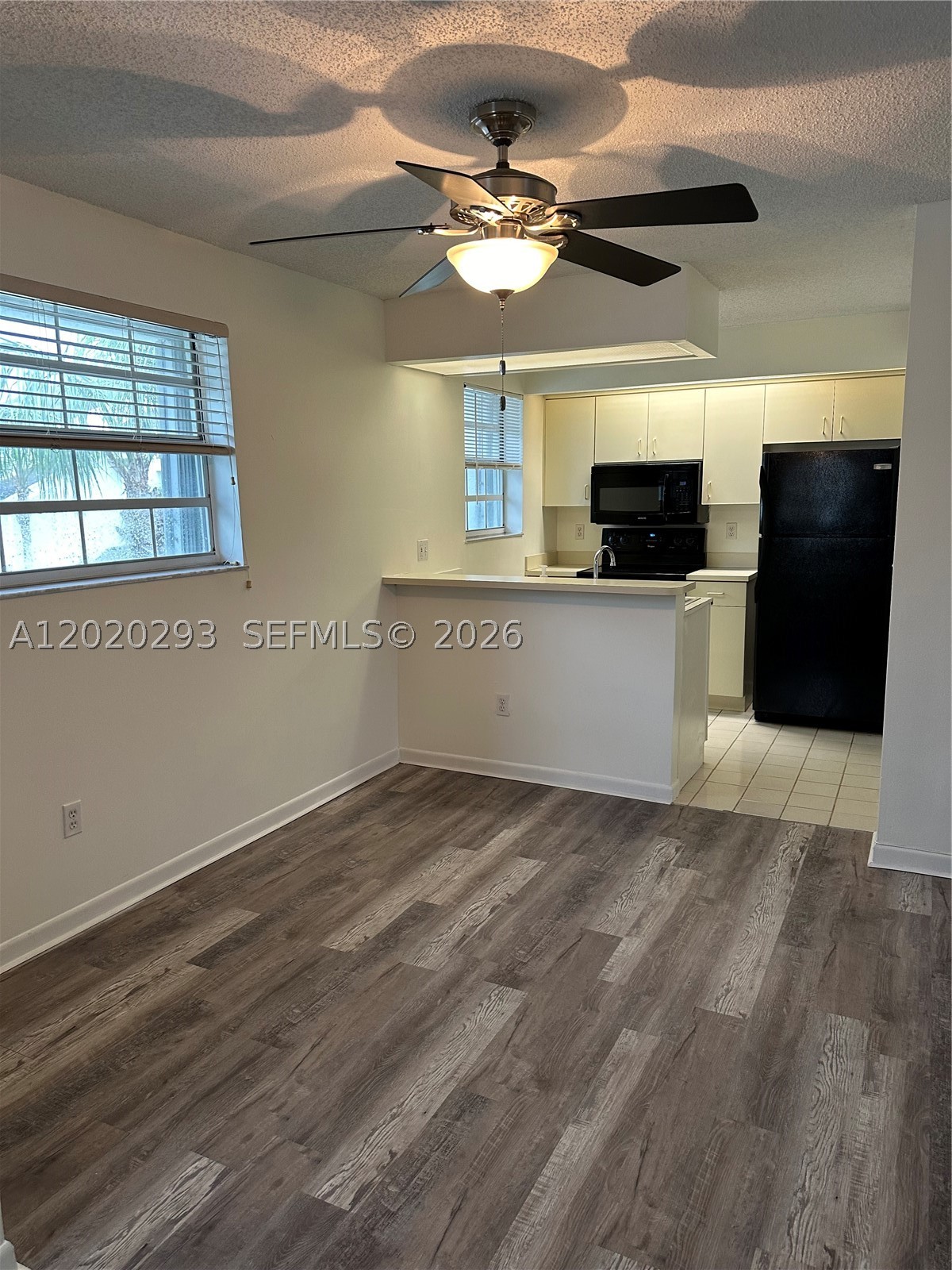 KEYS GATE CONDO NO FOUR - Residential