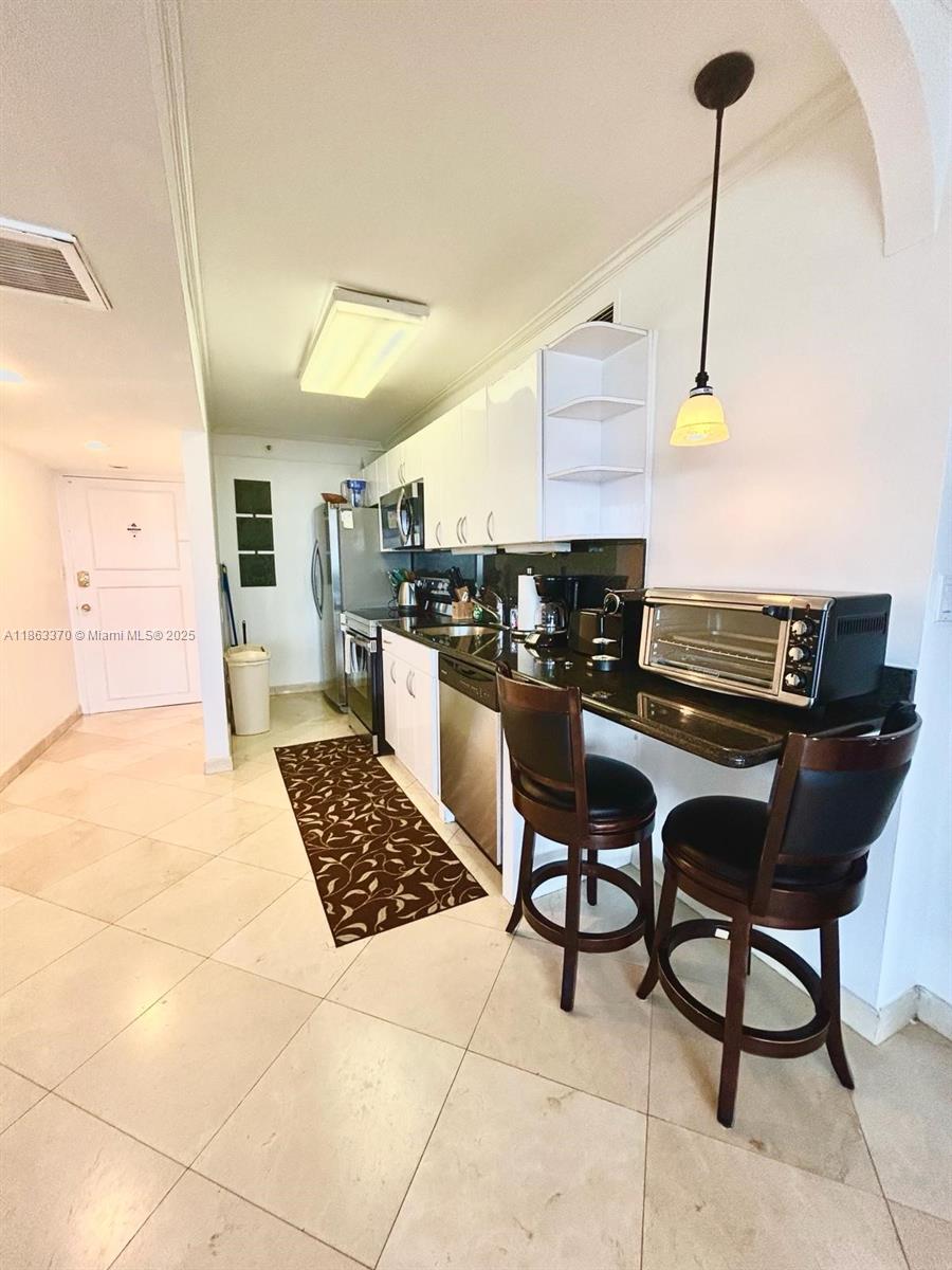 THE DECOPLAGE CONDO - Residential