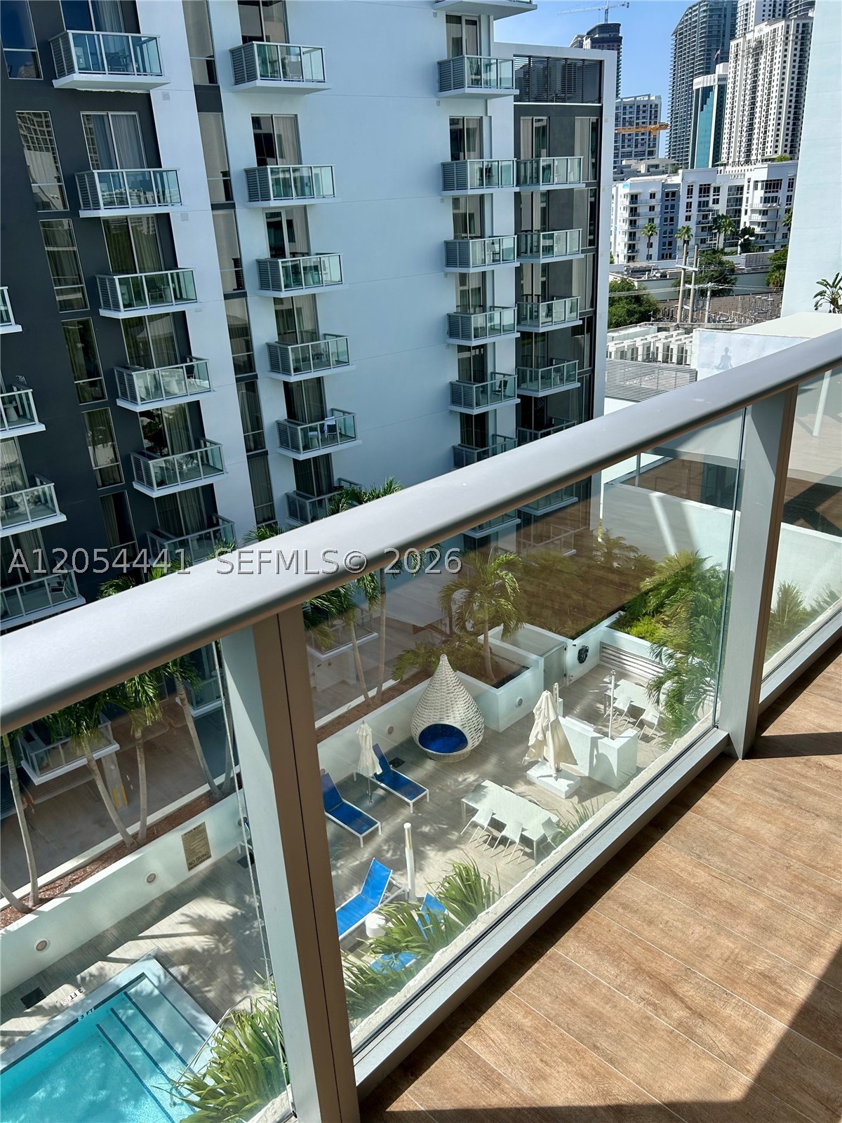LE PARC AT BRICKELL CONDO - Residential
