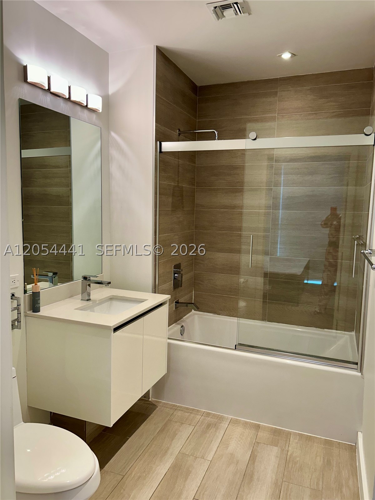 LE PARC AT BRICKELL CONDO - Residential