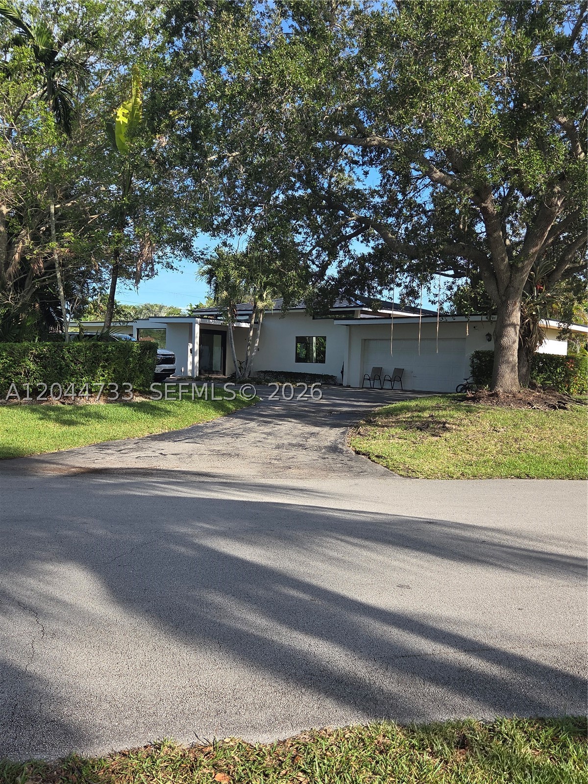 LAUREL HILL PARK - Residential
