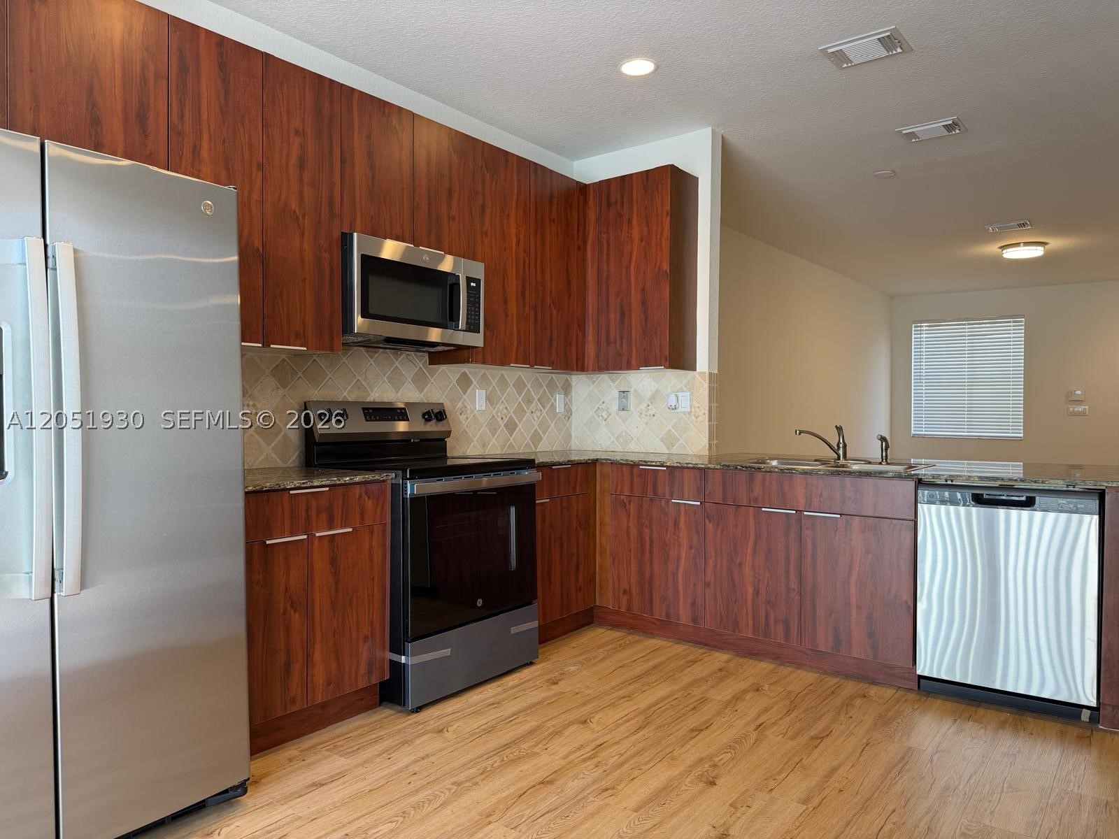 SORRENTO TOWNHOMES - Residential Lease