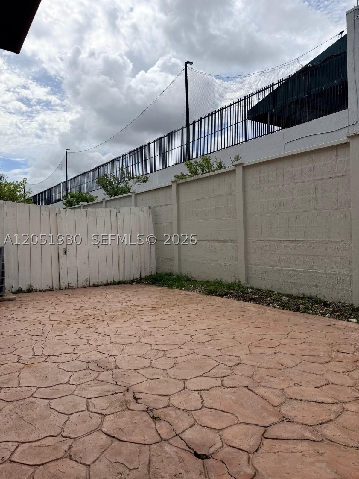 SORRENTO TOWNHOMES - Residential Lease