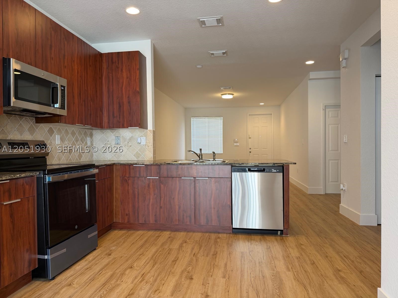 SORRENTO TOWNHOMES - Residential Lease