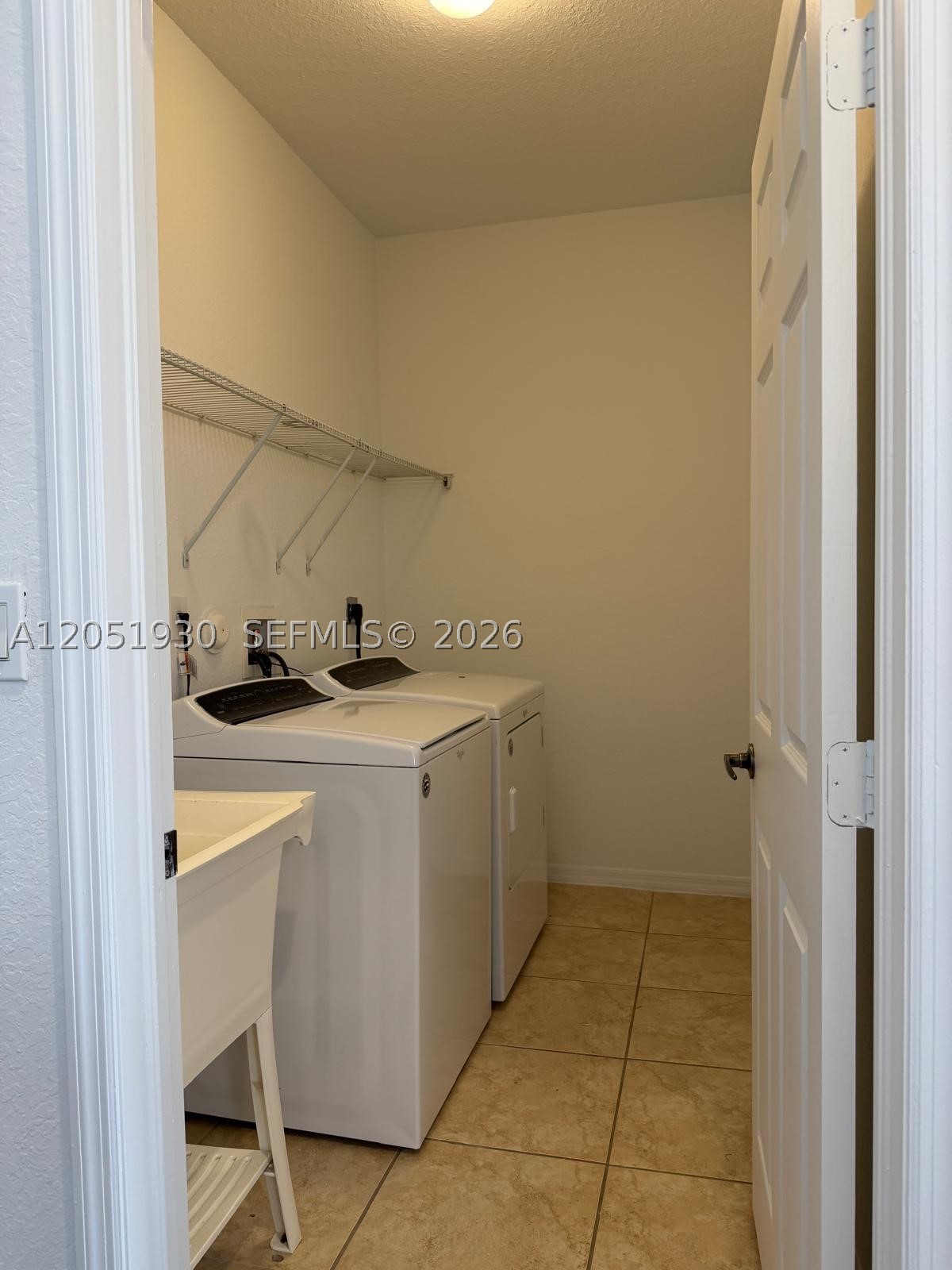 SORRENTO TOWNHOMES - Residential Lease