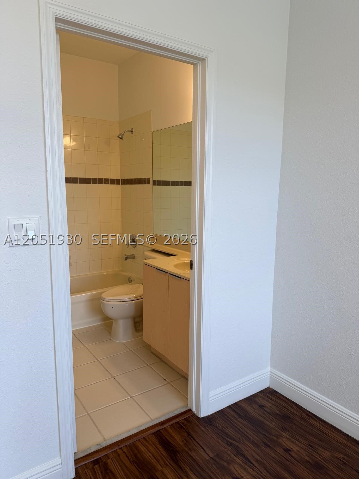 SORRENTO TOWNHOMES - Residential Lease