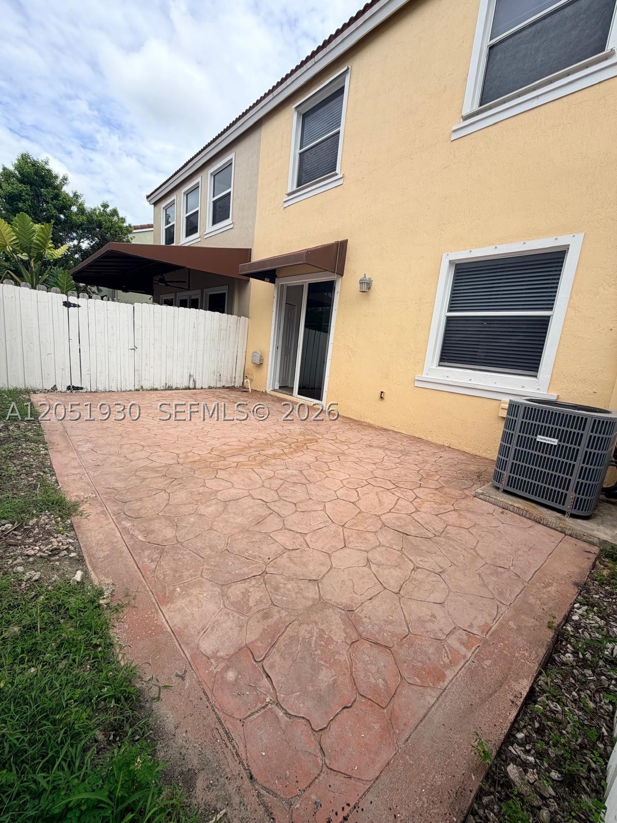 SORRENTO TOWNHOMES - Residential Lease