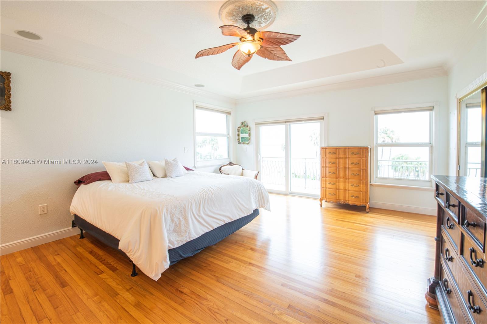 Broadview Manor - Residential