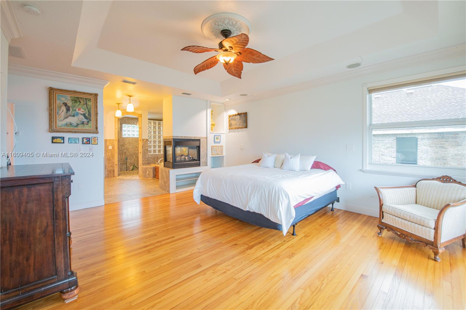 Broadview Manor - Residential