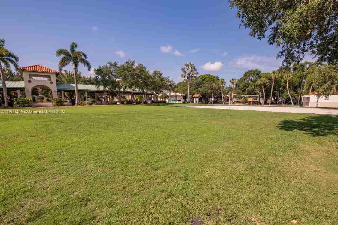 Broadview Manor - Residential