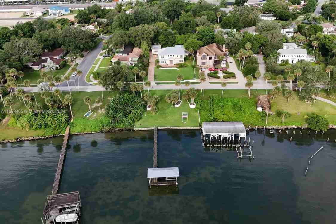 Broadview Manor - Residential
