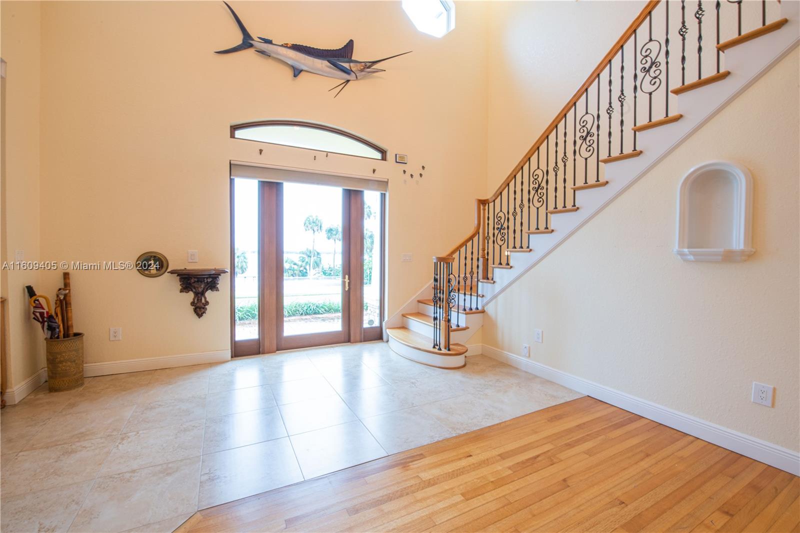 Broadview Manor - Residential