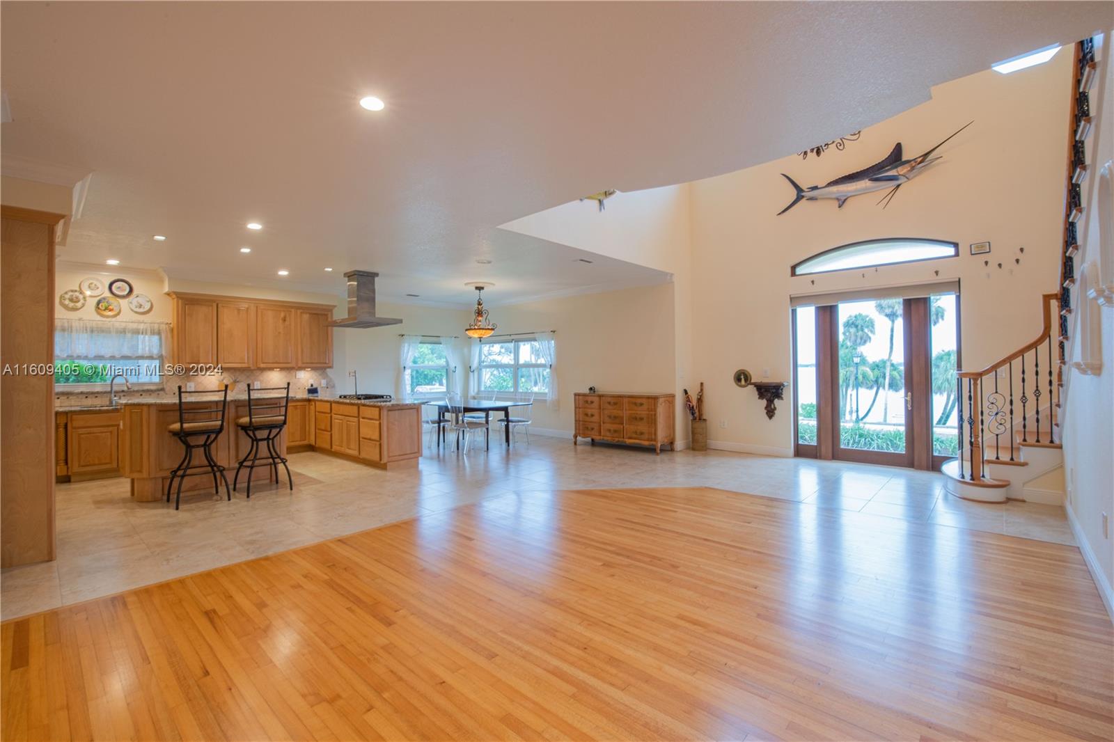 Broadview Manor - Residential